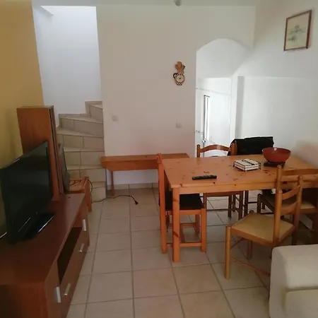 Moradia Santos Holiday home