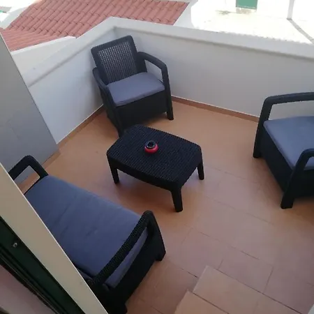 Сasa de vacaciones Moradia Santos *